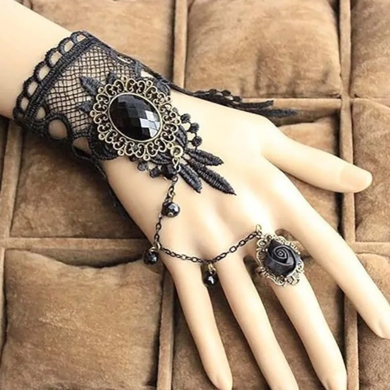 Ansicht 2 — Armband – Gothic Spitze