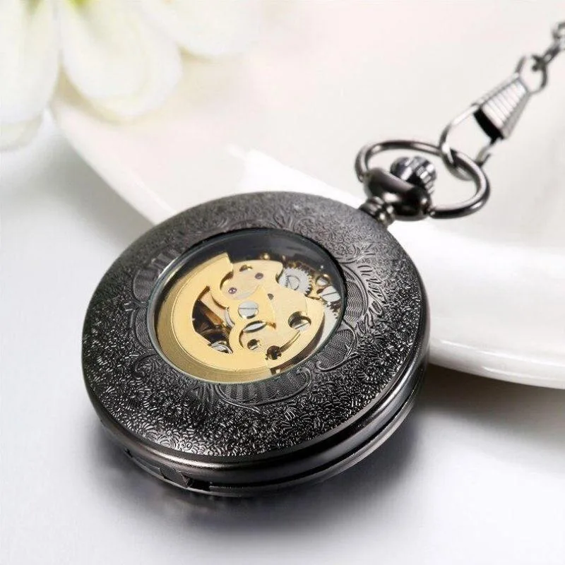 Ansicht 2 — Taschenuhr – Zahnräder – Modell 2