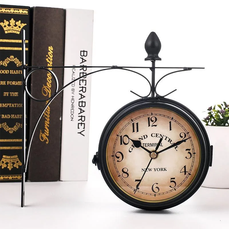 Ansicht 3 — Steampunk-Uhr – Stil Bahnhofsstil