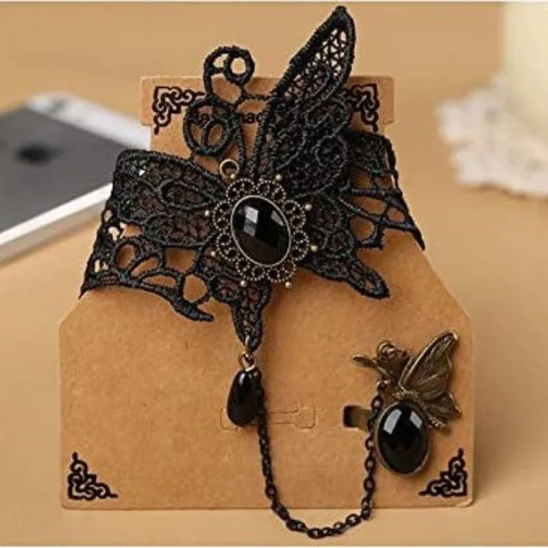 Ansicht 4 — Handkettchen mit Ring – Gothic
