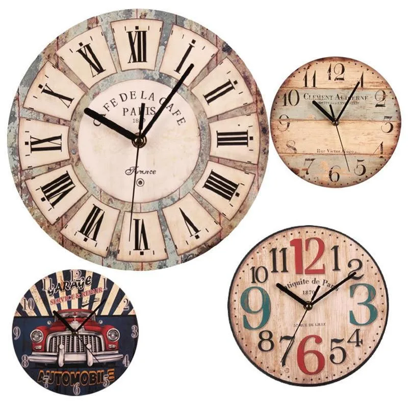 Wanduhr – Vintage aus Holz