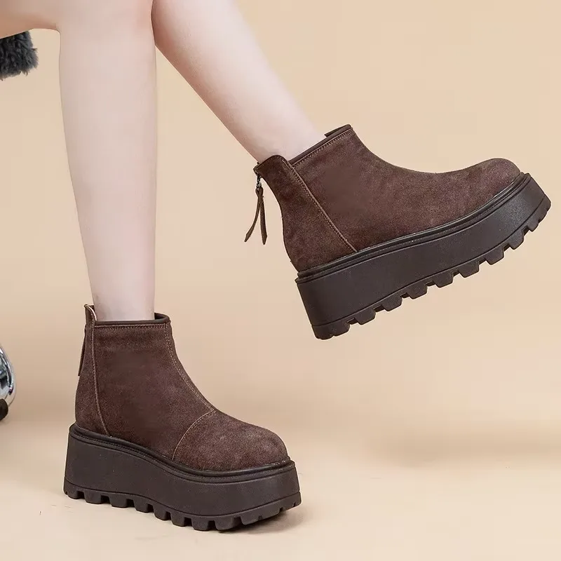 Ansicht 2 — Stiefeletten – Chelsea aus Wildleder