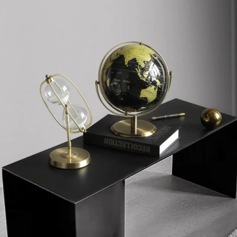 Ansicht 4 — Steampunk-Globus