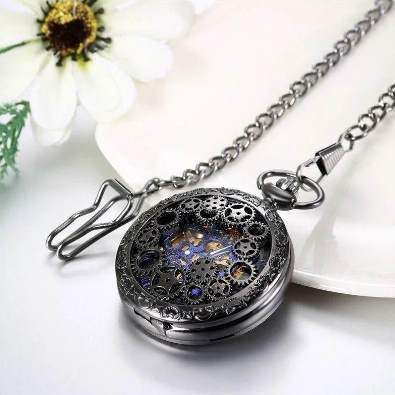 Ansicht 3 — Taschenuhr – Zahnräder – Modell 2