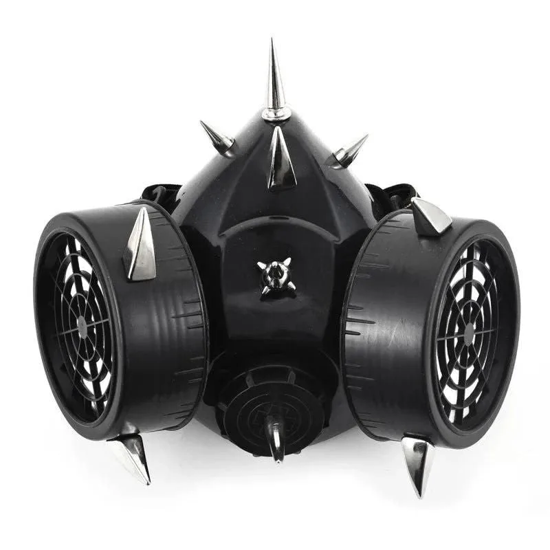 Gasmaske als Kostümaccessoire – Gothic